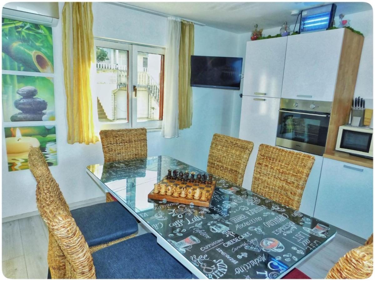 Littlevenice Appartme 50M From Sea Trogir Exterior photo